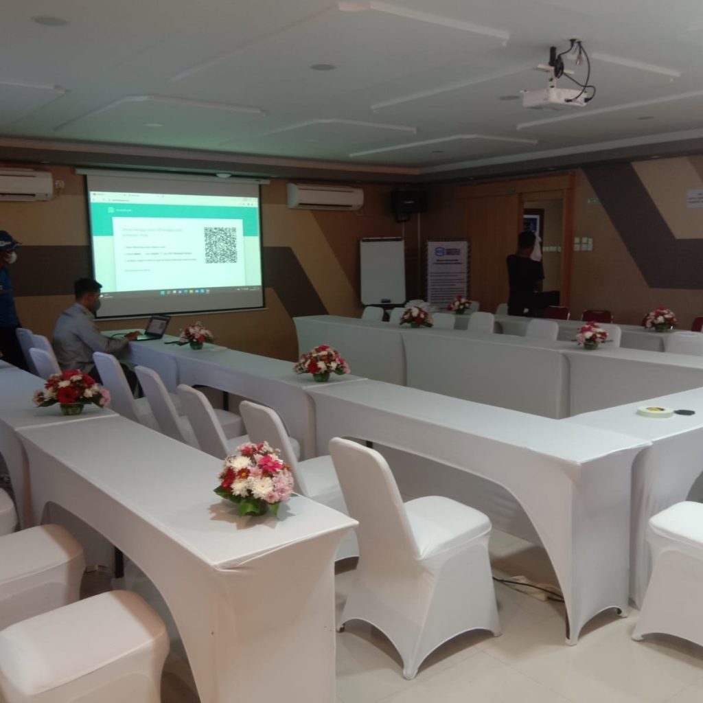 Sewa Meja dan Kursi Kantor